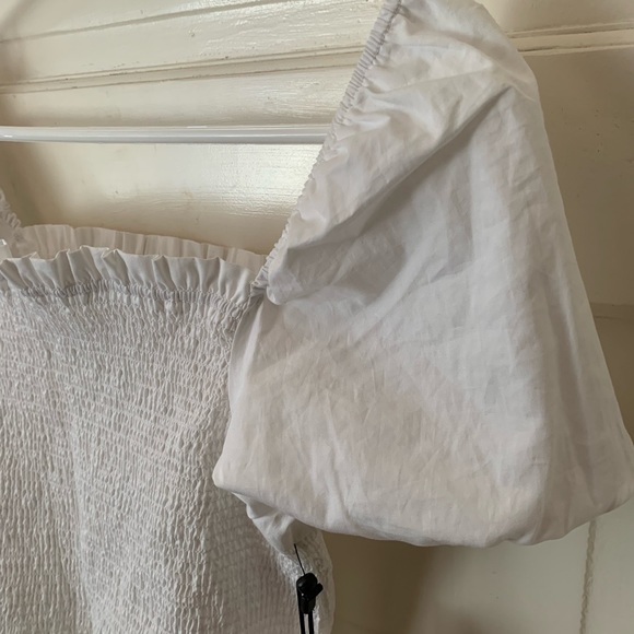 NWT DKNY White Smocked Puff Peasant Sleeve Top Cotton Large - Picture 8 of 11